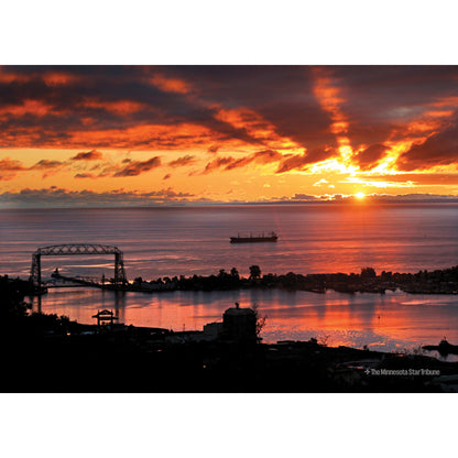 "Duluth Dawn" Lake Superior Sunrise Jigsaw Puzzle (500 pieces)