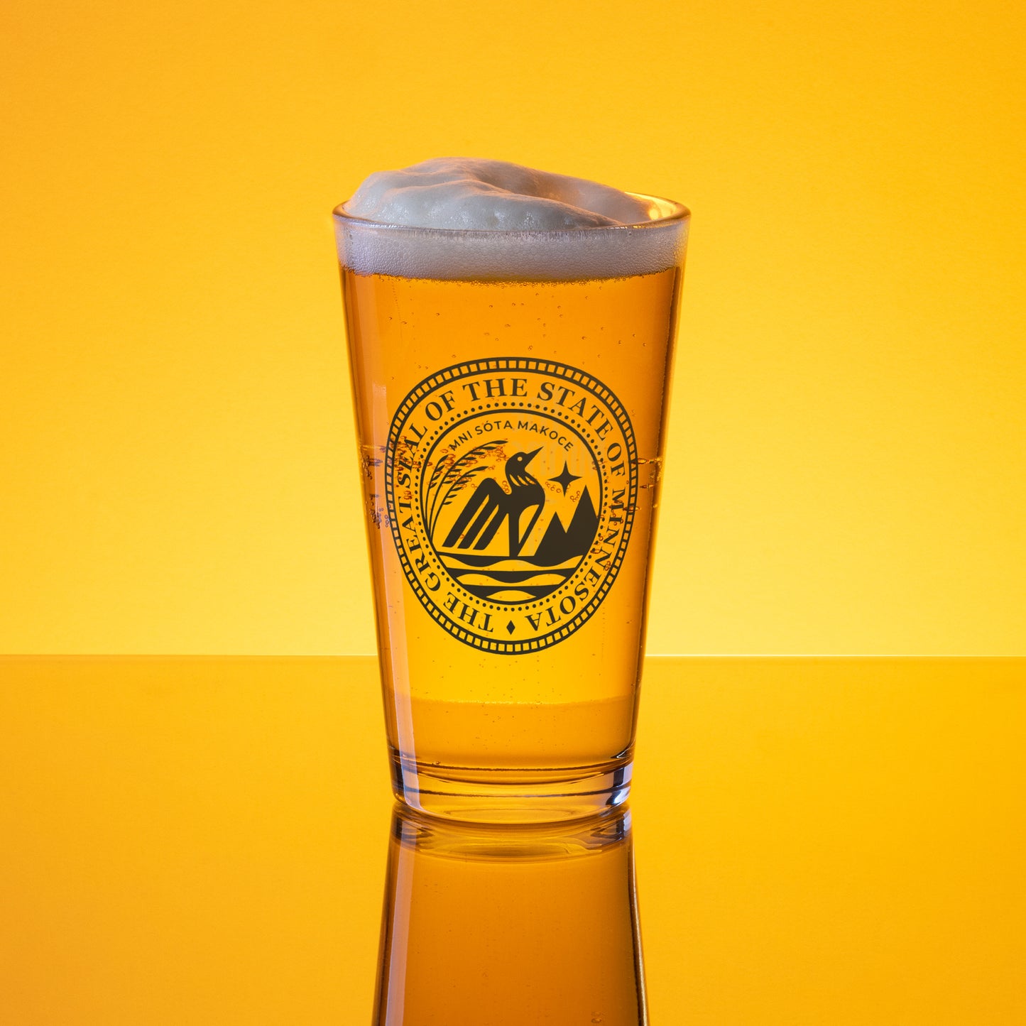 Minnesota State Seal pint glass